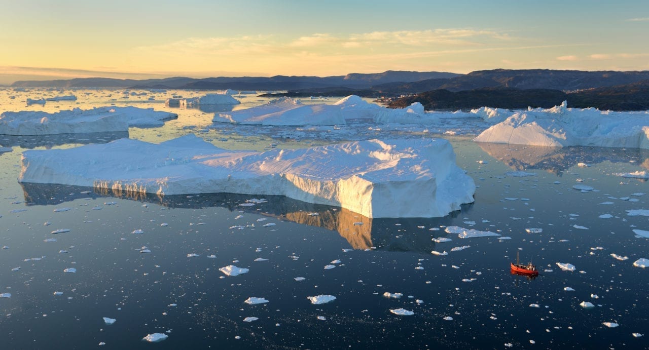 Foto: Ilulissat isfjord set fra luften Photo by Rino Rasmussen - Visit Greenland