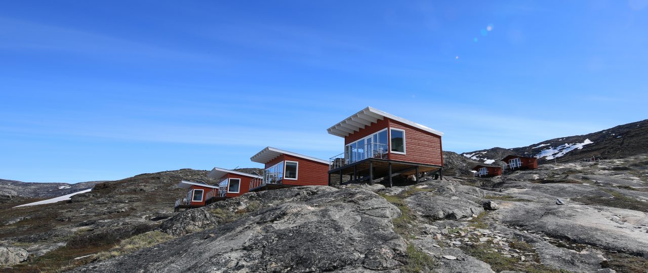 Comfort hytter ved Eqi i Grønland - Fotograf: Grønlands Rejsebureau
